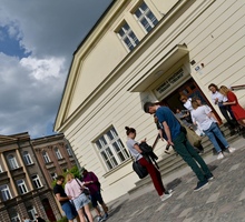 3E379637-C18F-4B4C-ADC6-8E8715C2DB93.