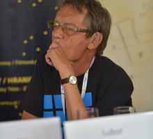 CF0B1F33-BAF8-4E4A-A126-C0B0787F81ED.