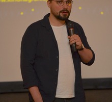 FB77E14D-F432-403E-B2EF-6618D9EF307F.